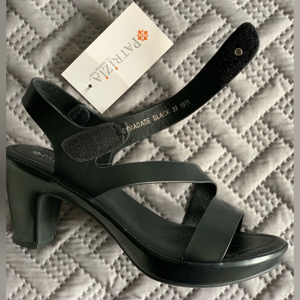 Patricia Size 81/2 Sandal black